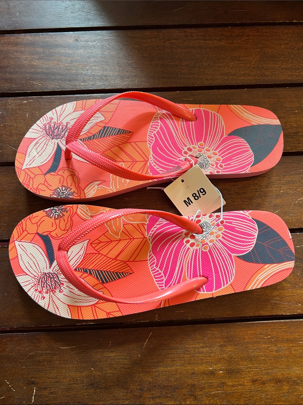 NWT Women’s Coral Floral Flip Flops - Tropical Print Size M 8/9